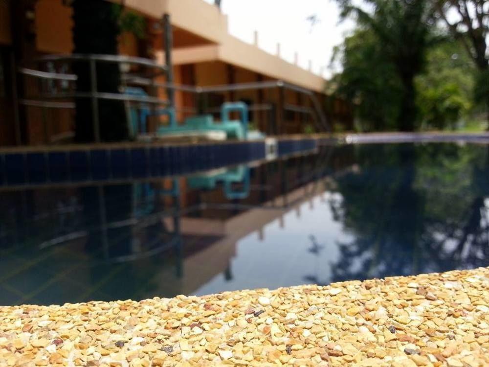 Boom Boom Beach Resort Laem Sing Chanthaburi Extérieur photo