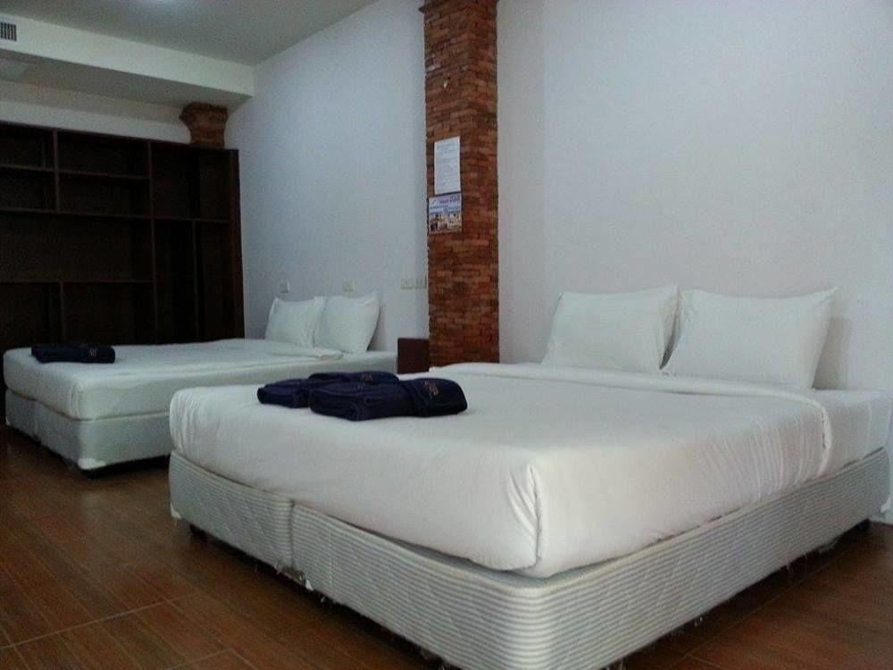 Boom Boom Beach Resort Laem Sing Chanthaburi Extérieur photo