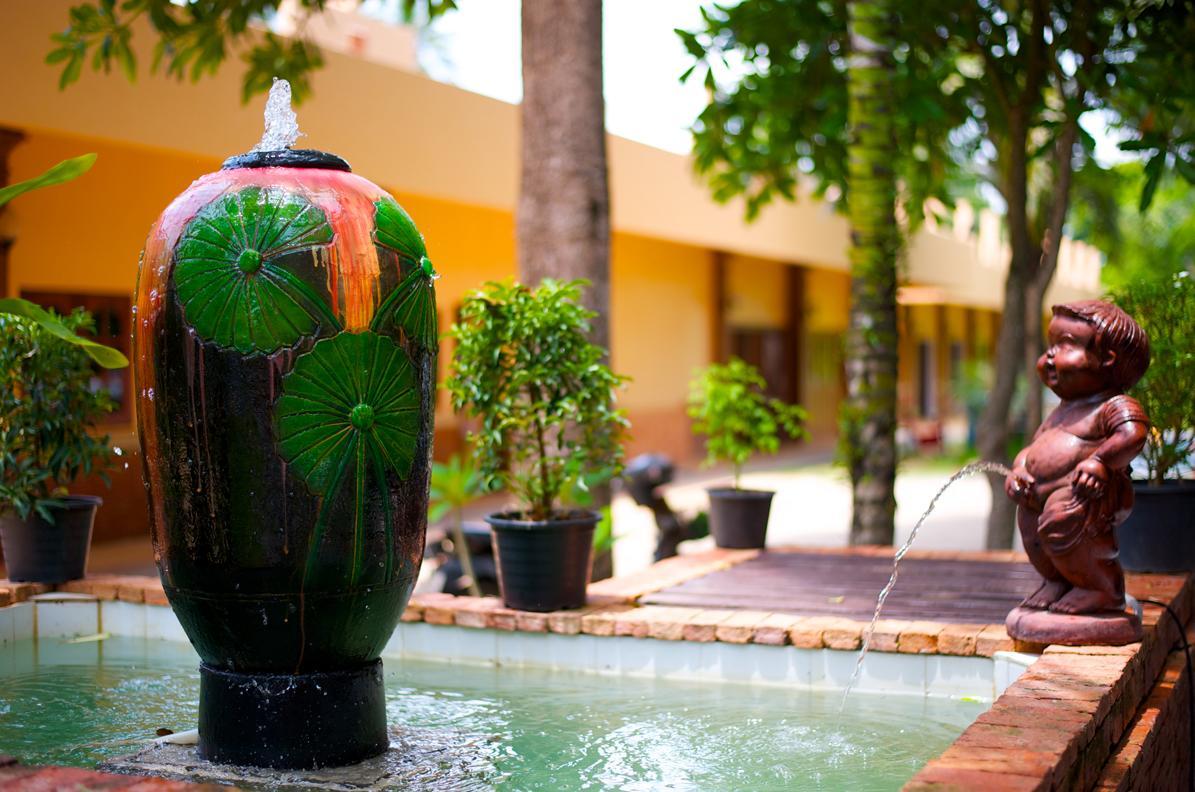 Boom Boom Beach Resort Laem Sing Chanthaburi Extérieur photo