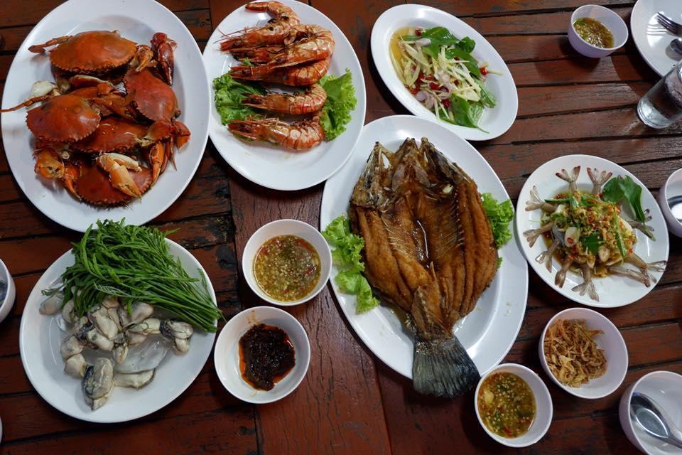 Boom Boom Beach Resort Laem Sing Chanthaburi Extérieur photo